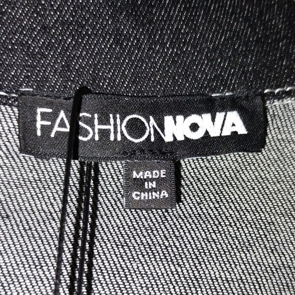 Fashion Nova over size women's carpenter denim long sleeves top Size: 2 X - Picture 5 of 5